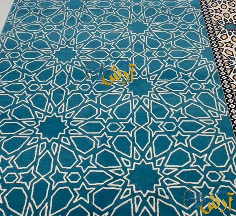 فرش سجاده ای تشریفاتی طرح حراء آبی — تصویر ۲