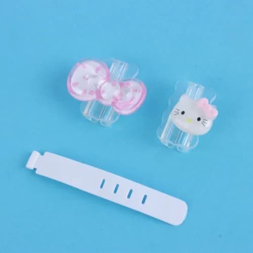 ست محافظ کابل و کلگی شارژر آیفون طرح Kitty کد 2 — تصویر ۵