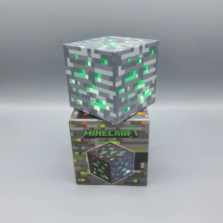 چراغ خواب ماینکرفت طرح مکعب | چراغ شب LED با طراحی بازی Minecraft | مناسب اتاق خواب، اتاق بازی و دکوراسیون | سنسور دار | هدیه خاص برای گیمرها و طرفداران ماینکرفت — تصویر ۳
