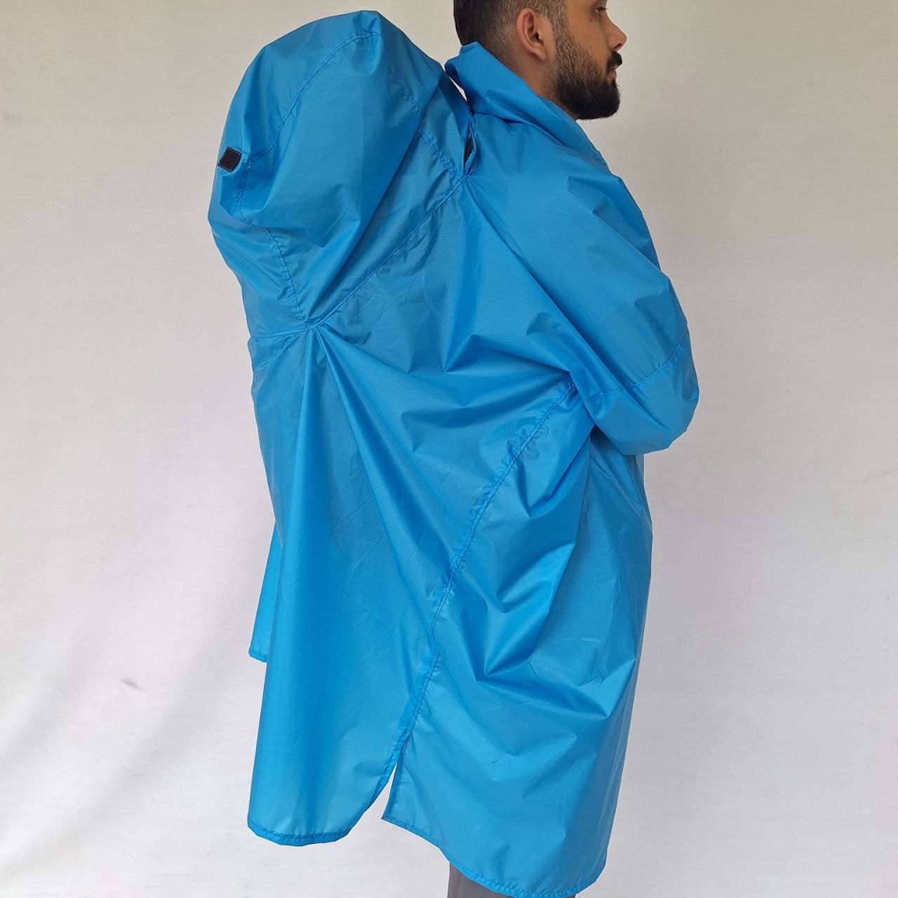 پانچو کوهنوردی پکینیو — تصویر ۴