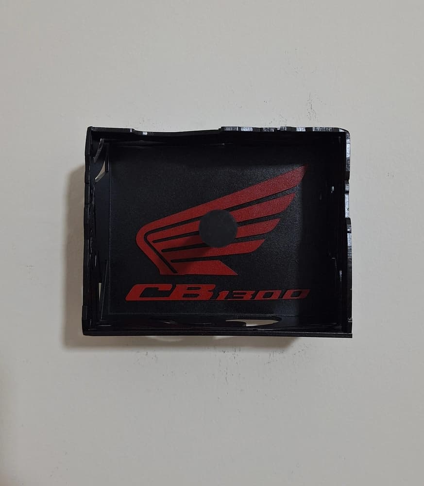 چراغ‌ سایه‌ ای طرح موتور سنگین CB1300 هوندا — تصویر ۳