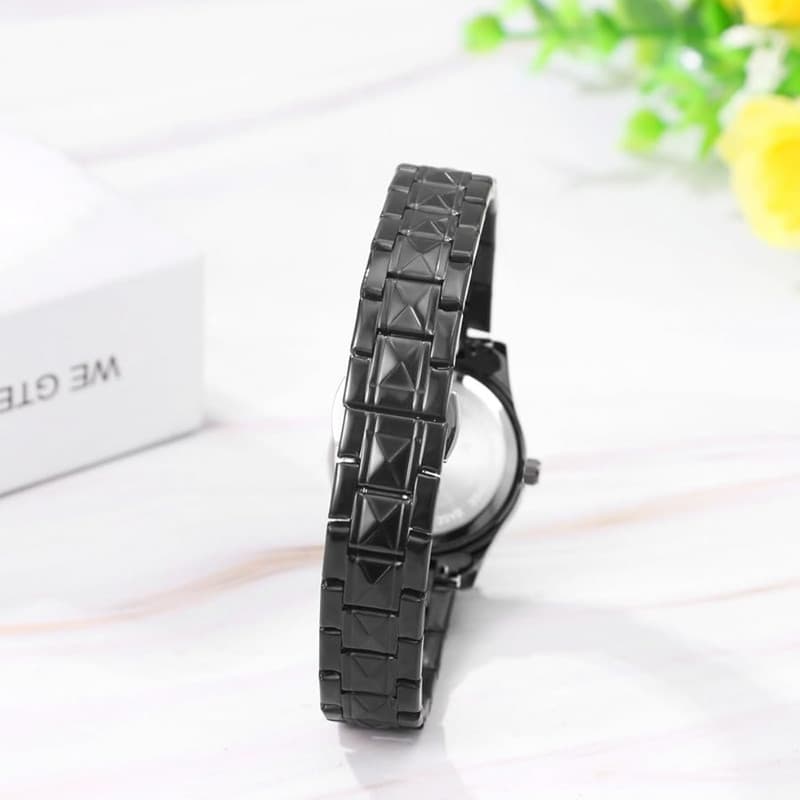 ساعت مچی عقربهای کوارتز مردانه مدل کلاسیک دی دیت بند استیل طرح تراش الماسی کد C1.10 — تصویر ۹