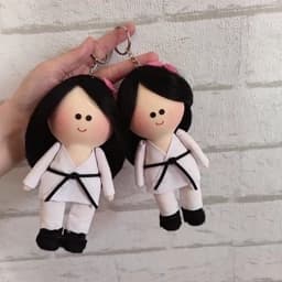 عروسک روسی دختر کاراته کار 15سانتی جاکلیدی — تصویر ۳