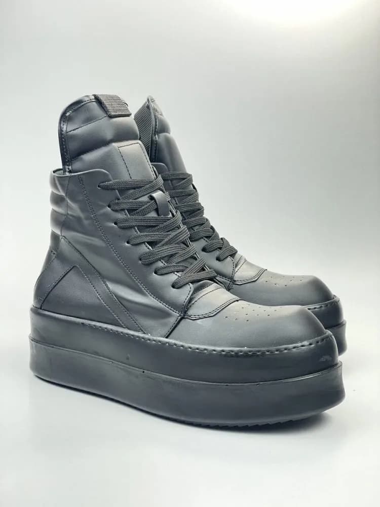 بوت ریک اونز RICK OWENS کد 3303 چرم مشکی یکدست مات — تصویر ۳