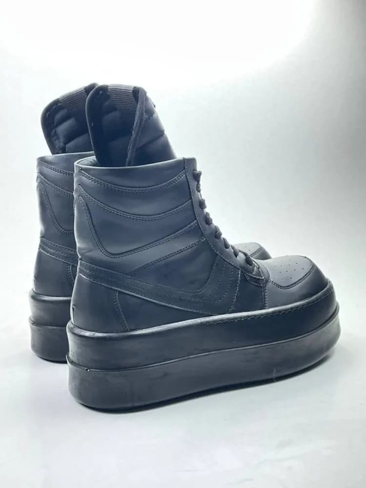 بوت ریک اونز RICK OWENS کد 3305 چرم مشکی مات زیره مشکی یکدست — تصویر ۷