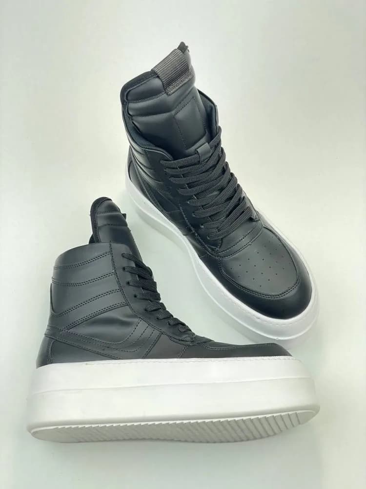 بوت ریک اونز RICK OWENS کد 3305 چرم مشکی مات یکدست — تصویر ۴