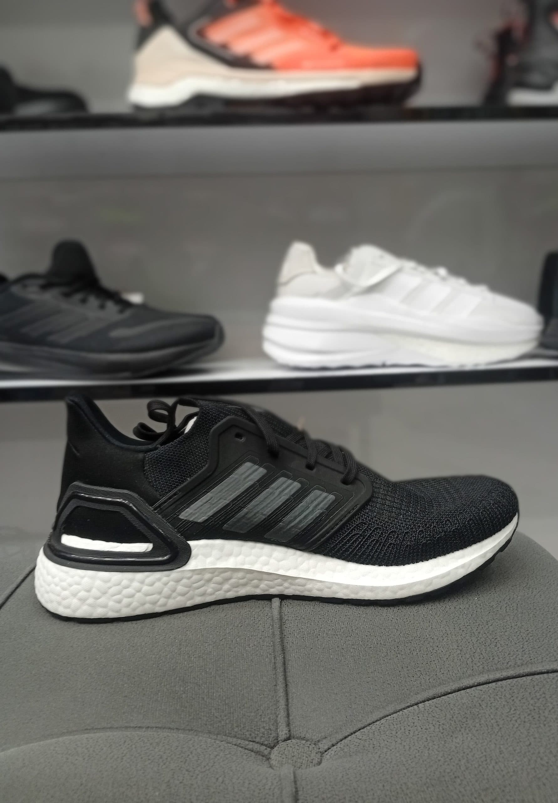 کتونی مردانه adidas مدل Ultraboost 20 — تصویر ۲