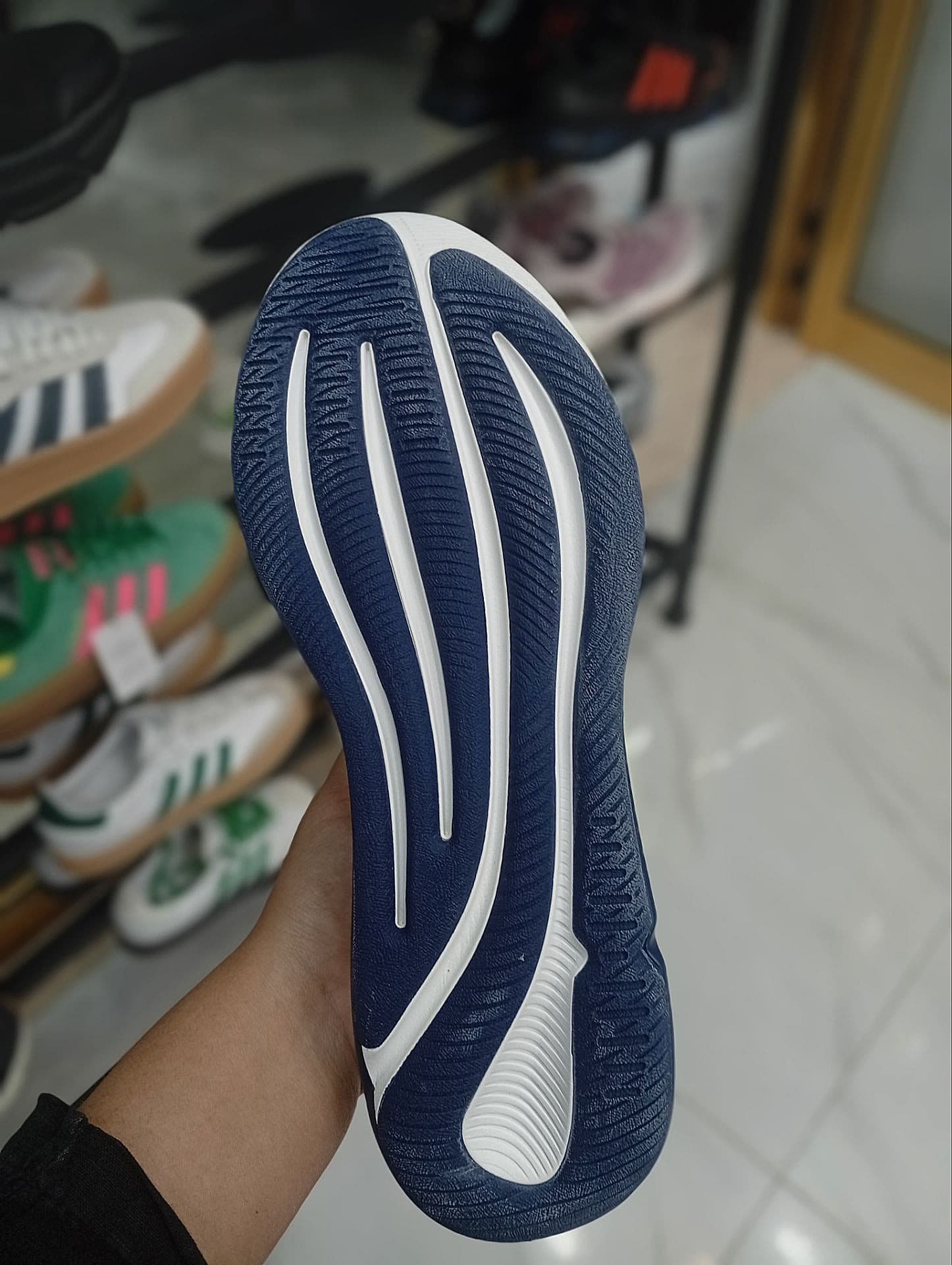 کتونی مردانه adidas مدل Supernova Rise — تصویر ۵