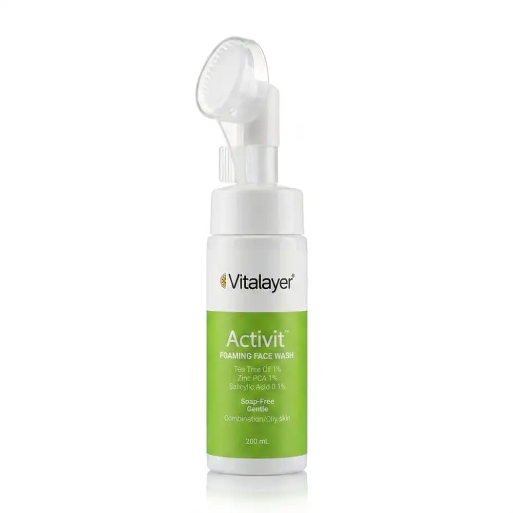 فوم شستشوی براش دار صورت ویتالایر (Vitalayer) مدل اکتی ویت (Activit) مناسب پوست چرب و مختلط حجم ۲۰۰ میلی‌لیتر