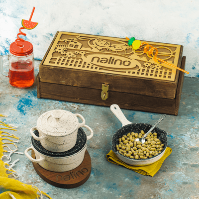 سرویس چدن ۵ پارچه کودک (با جعبه چوبی) — تصویر ۶