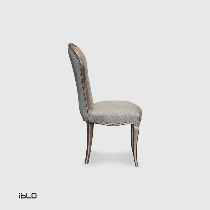 صندلی چوبی نئوکلاسیک لنا (طوسی‌ خاکی) — تصویر ۳