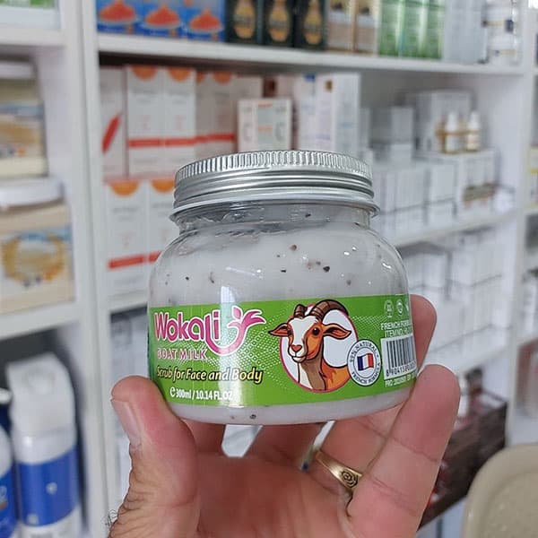 اسکراب لایه بردار شنی صورت و بدن وکالی (سه رایحه) — تصویر ۷