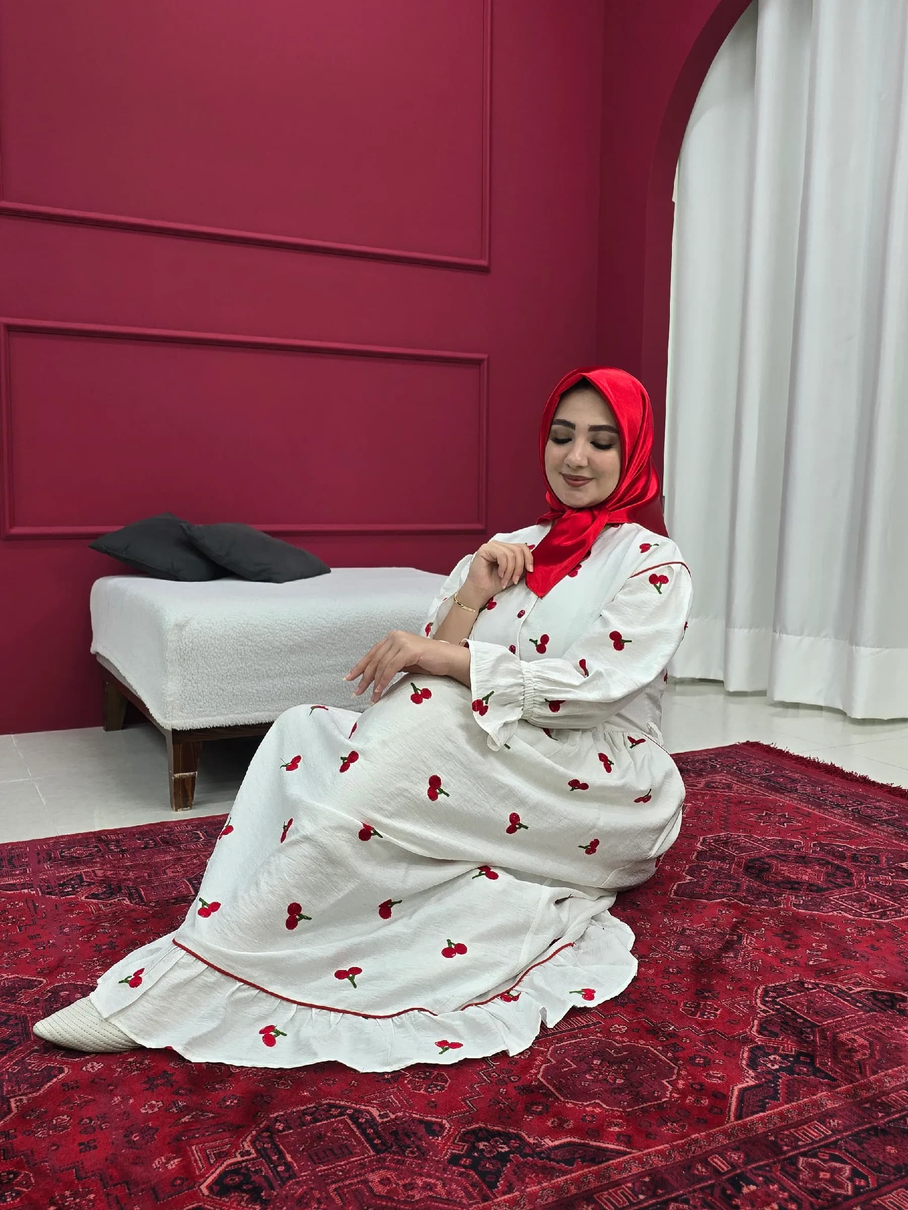 پیراهن سفید با گلدوزی گیلاس کد ws58 — تصویر ۳
