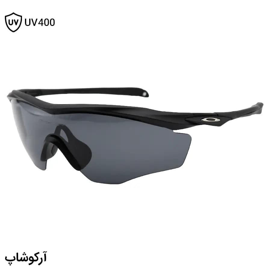 عینک ورزشی اوکلی طرح M2 Frame با فریم مشکی مات، نیم فریم و لنز دودی تیره مدل OO9343
