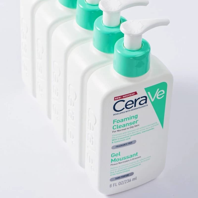 ژل شوینده فومی سراوی مناسب پوست نرمال تا چرب CeraVe Foaming Cleanser | حجم ۲۳۶ میلی‌لیتر — تصویر ۴