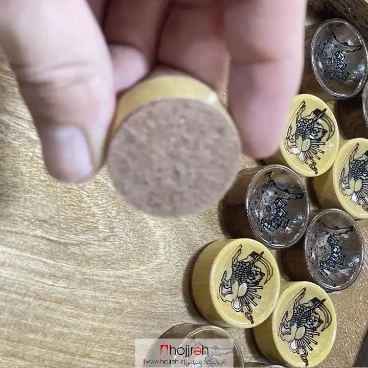 مهره تخته نرد حکاکی شیر و تاج قطر 3 سانت کد TNS72 — تصویر ۴