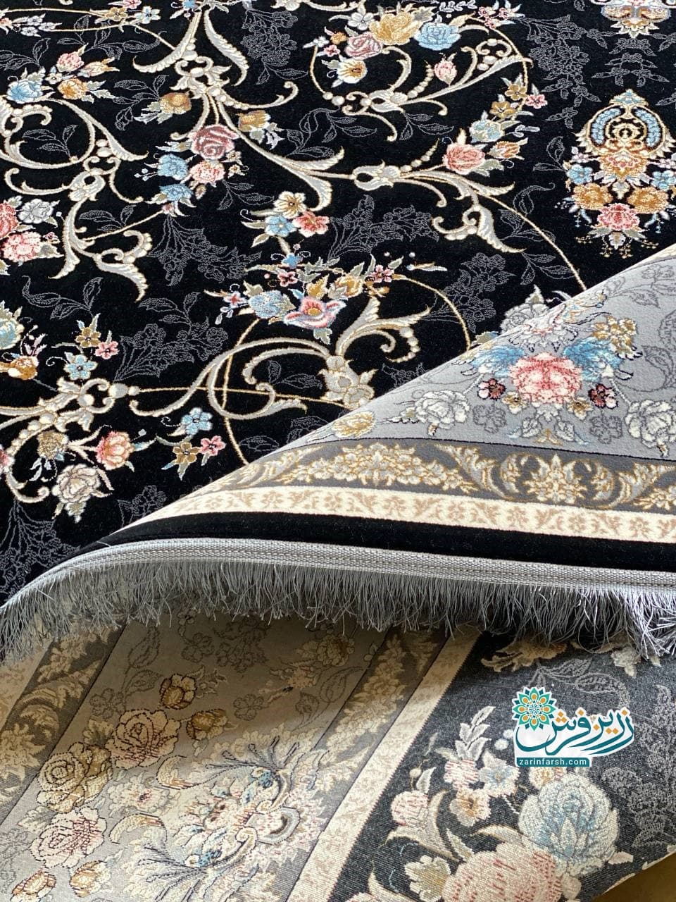 فرش بهار سرمه ای 700 شانه – تمام نخ اکریلیک — تصویر ۳