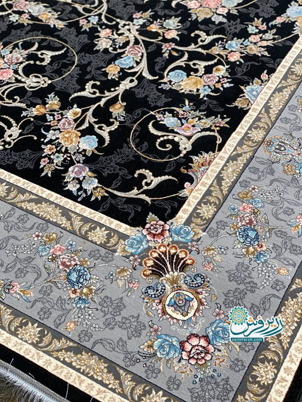 فرش بهار سرمه ای 700 شانه – تمام نخ اکریلیک — تصویر ۶
