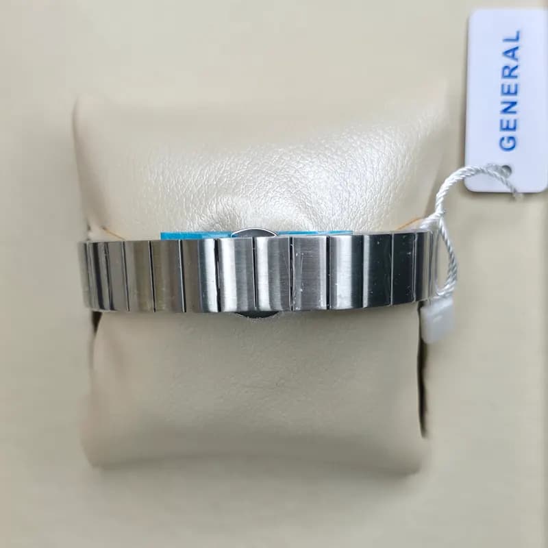ساعت مچی ست اورجینال سیکو جنرال موتور ژاپن نقره ای مدل 1116(سه موتوره) — تصویر ۴