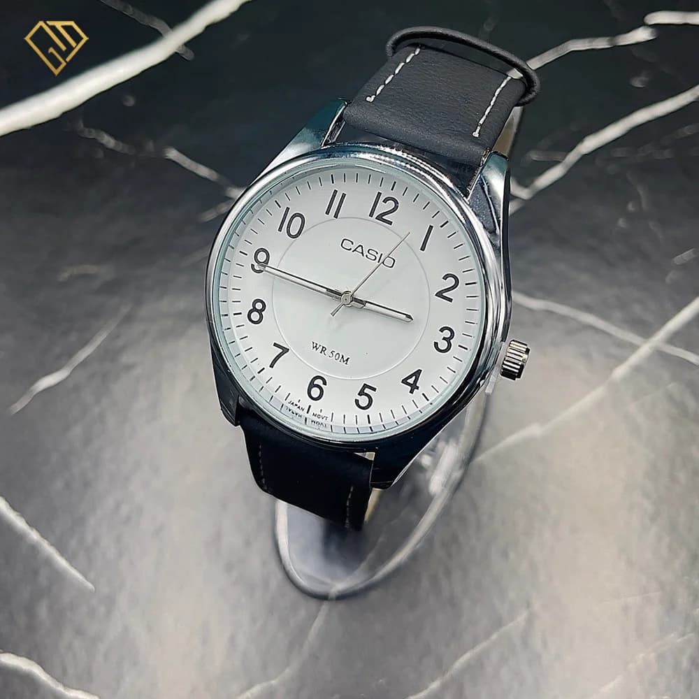 ساعت مچی مردانه کاسیو مدل MTP-B160L-1B2 | صفحه سفید، بند چرمی مشکی | شب نما و ضد آب — تصویر ۲