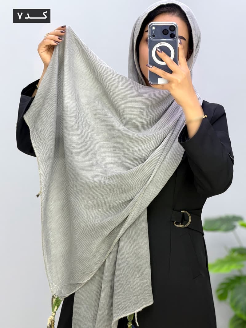 شال پاییزه پلیسه یارنوش کد 120669 — تصویر ۴