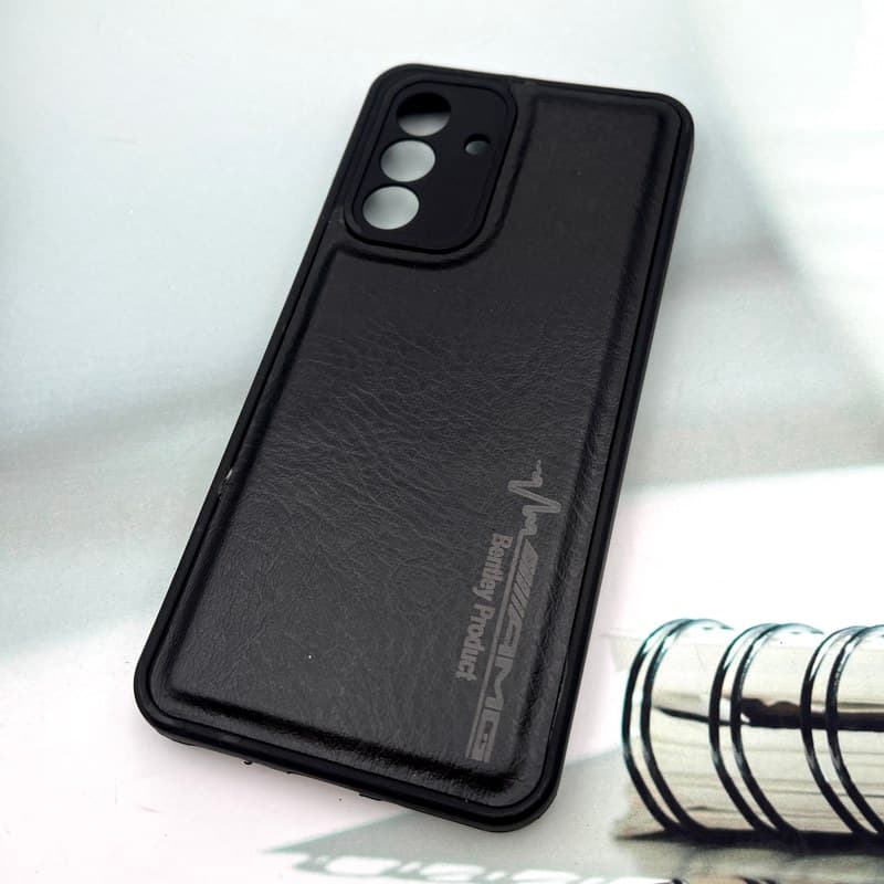قاب گوشی Galaxy A17 سامسونگ چرمی اورجینال کیس دور سیلیکونی AMG کلاسیک محافظ لنز دار مشکی کد 870015 — تصویر ۲