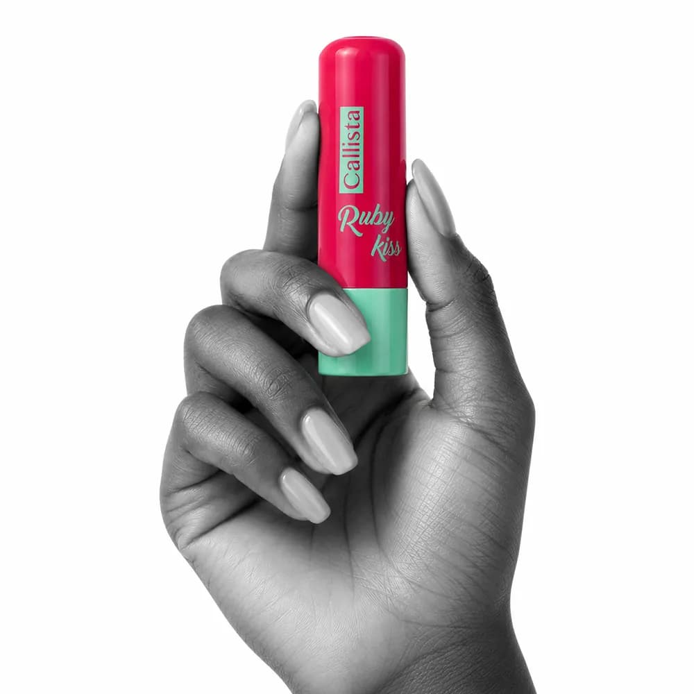 بالم لب استیکی قرمز Ruby Kiss کالیستا 4 میلی لیتر — تصویر ۳