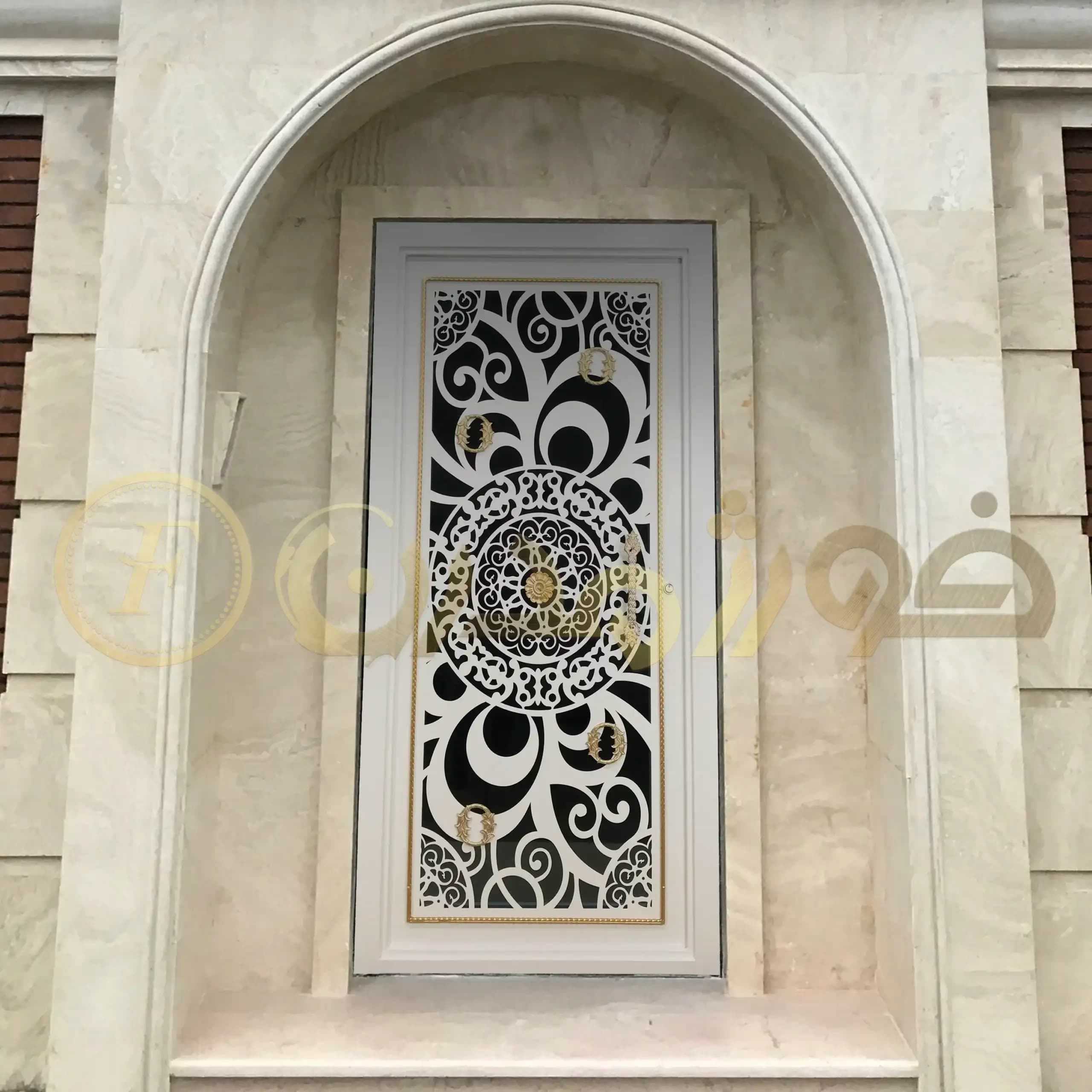 درب فلزی CNC آیرین کد CD W 83-116 — تصویر ۲