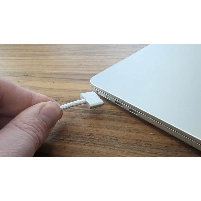 لپ‌تاپ 13.6 اینچی اپل مدل MacBook Air MDHD4 2026 LLA، مجهز به پردازنده M5 با 10 هسته، رم 24 گیگابایت Unified، حافظه SSD با ظرفیت 1 ترابایت، نمایشگر Liquid Retina با رزولوشن 2560×1664 پیکسل، پشتیبانی ا — تصویر ۱۱