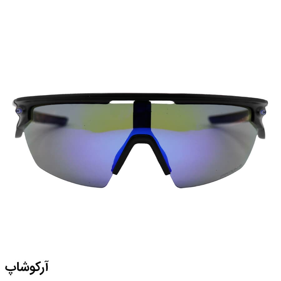 عینک ورزشی پلاریزه OAKLEY با فریم مشکی مات، از جنس کائوچو و لنز آینه‌ای و آبی رنگ مدل E-3804 — تصویر ۳