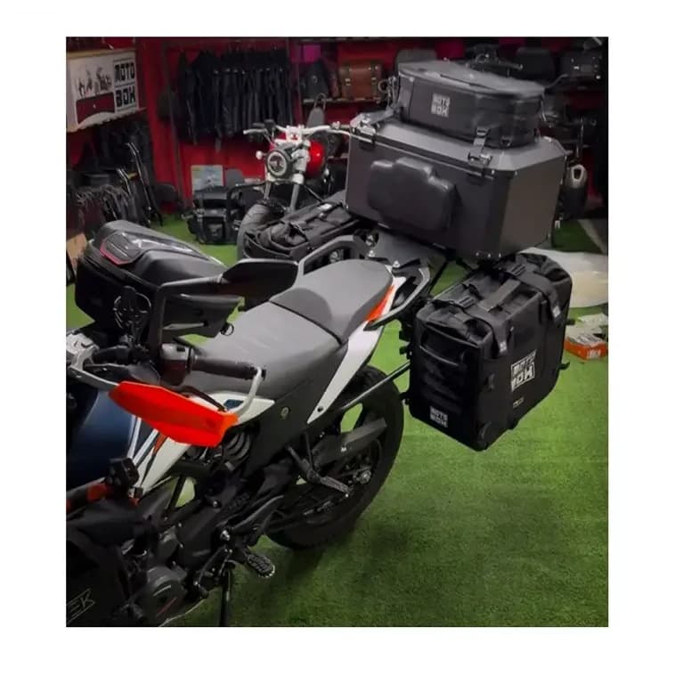 کیف ساید عقب MOTO BOX مدل 30 لیتری BLACK — تصویر ۶