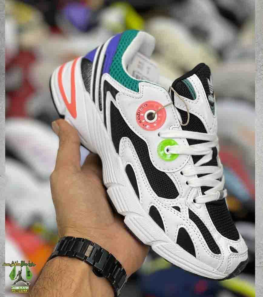کتانی آدیداس آستیر adidas asti مشکی و سفید