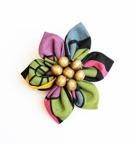 سنجاق سینه گل brooch08