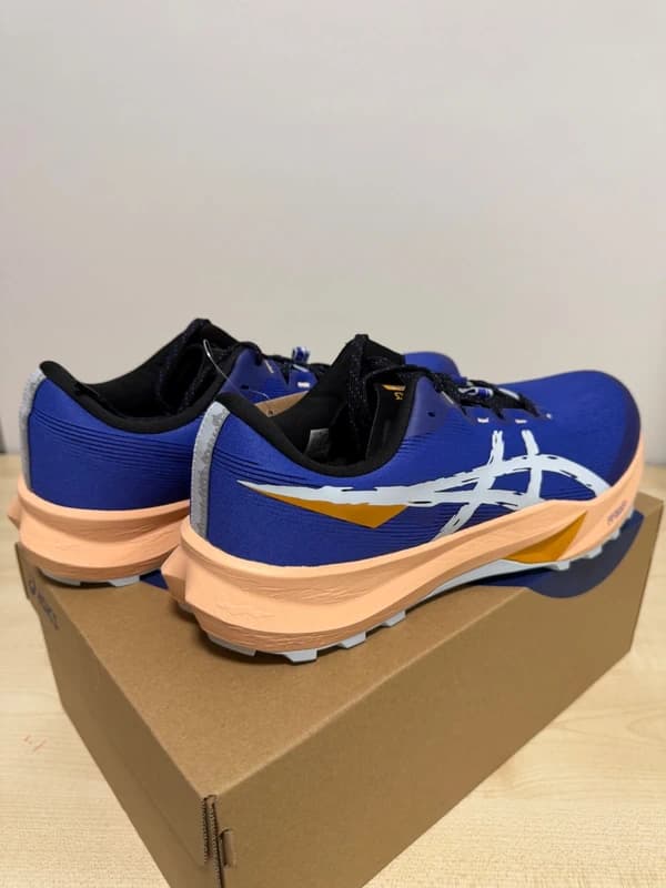 کفش مردانه ASICS FUJI LITE 6 کد 11544 — تصویر ۵