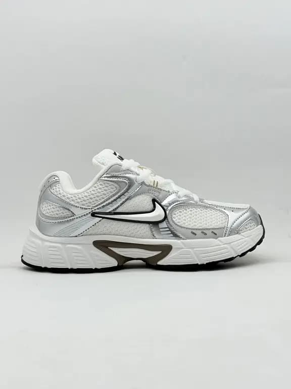 کفش نایک وی فایو زنانه سفید نقره ای women’s nike V5 shoes white silver