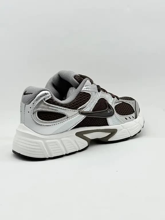 کفش نایک وی فایو زنانه قهوه ای خاکستری women’s nike V5 shoes brown grey — تصویر ۳