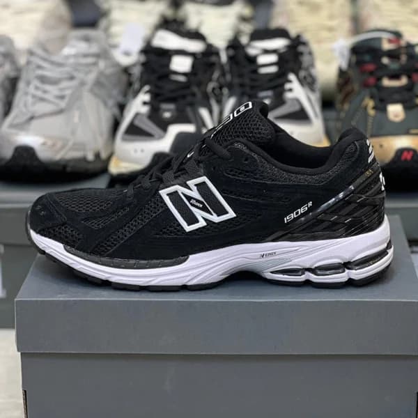 کفش نیوبالانس 1906R مشکی سفید New Balance 1906R Black White M1906RFB — تصویر ۲