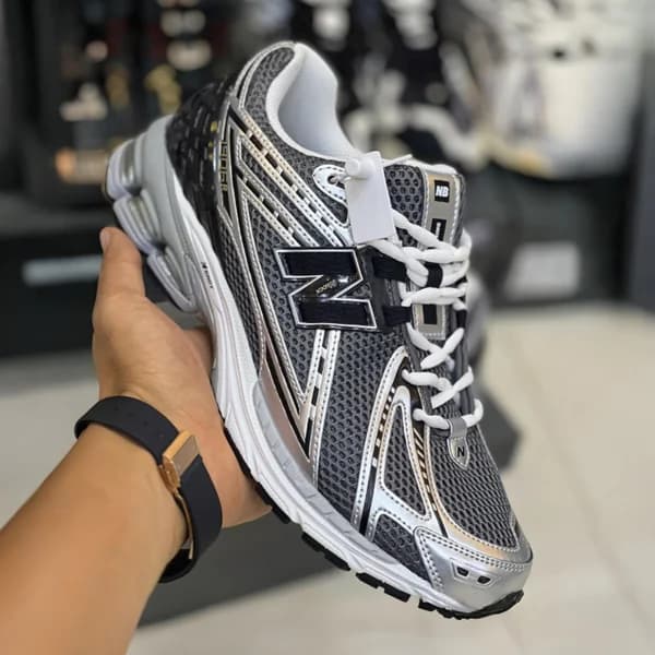 کفش نیوبالانس 1906R نقره‌ای متالیک / مشکی New Balance 1906R Silver Metalic Black GC1906CG