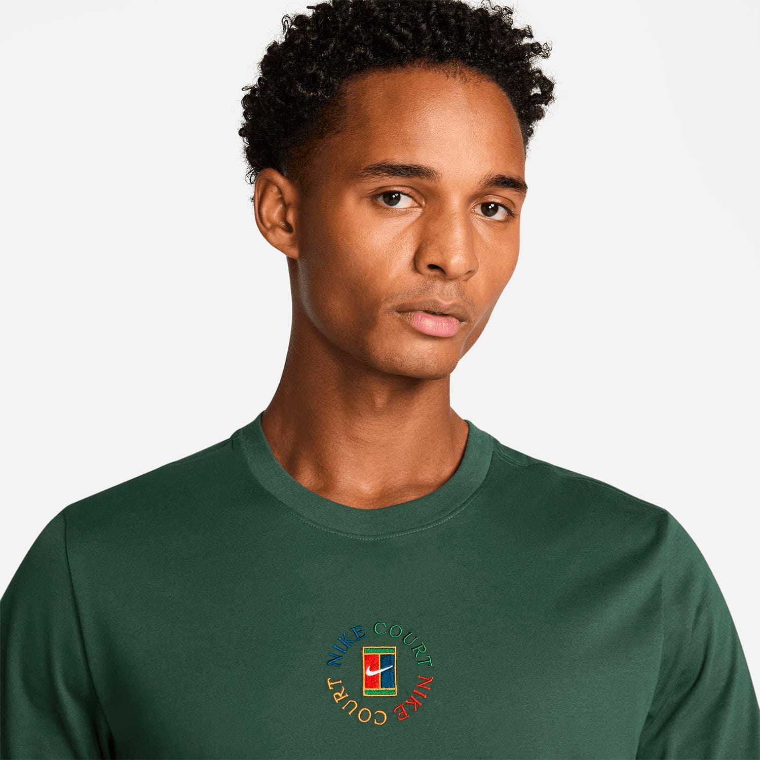تیشرت تنیس مردانه نایک Nike Court Dri-FIT – سبز — تصویر ۳