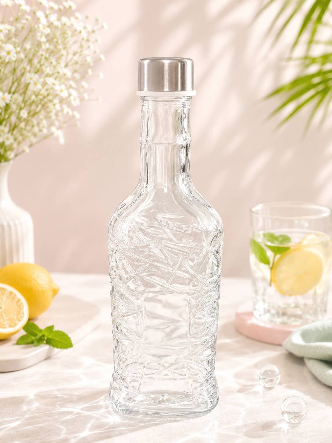 بطری شیشه ای طرحدار