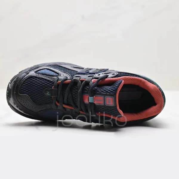 کفش نیوبالانس 1906 فانتوم نیو اسپروس New Balance 1906R Phantom New Spruce M1906RVC — تصویر ۴