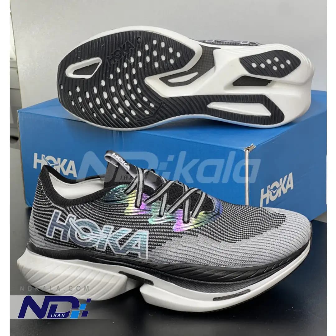 کتونی تخصصی رانینگ هوکا مدل HOKA Cielo X1 مجهز به صفحه کربن و فوم سوپرکریپتیک PEBA با جعبه بارکد دار (رنگ طوسی مشکی زیره سفید) — تصویر ۳
