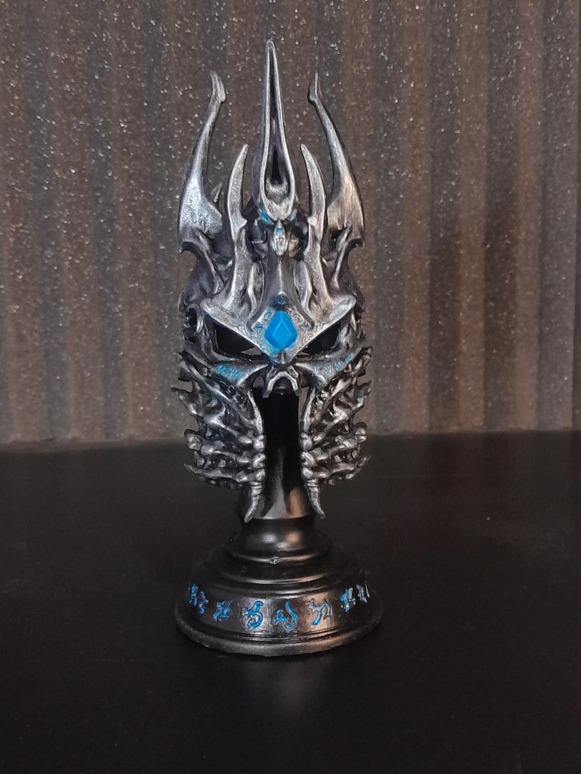 کلاه خود لیچ کینگ وارکرفت | lich king helmet warcraft — تصویر ۶