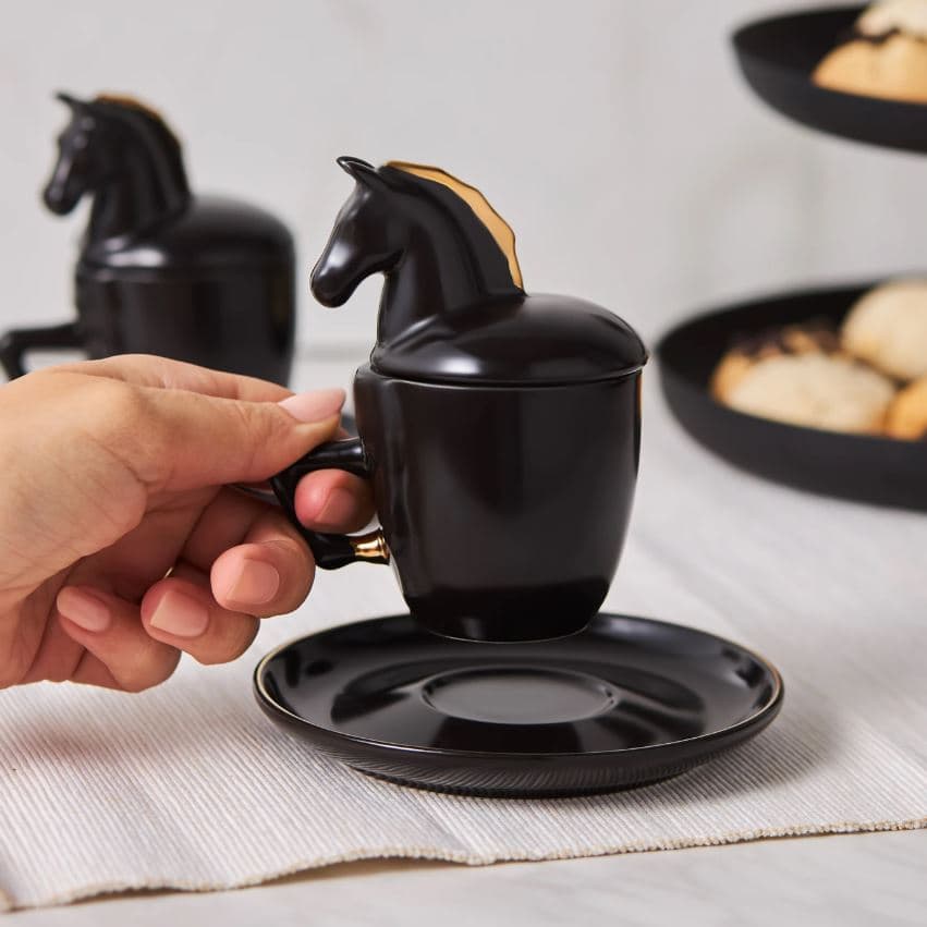 ست قهوه خوری دونفره Karaca Black Horse ( با 8 قیراط طلای خالص) کاراجا — تصویر ۵