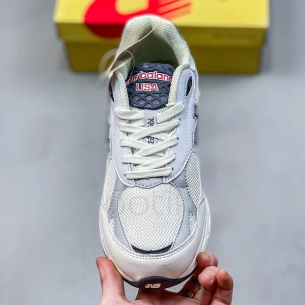 کفش نیوبالانس مردانه New Balance 990 v3 MiUSA Teddy Santis Sea Salt — تصویر ۴