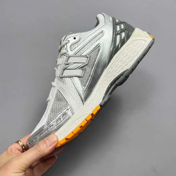 کفش نیوبالانس New Balance 1906R Silver Orange M1906RWM — تصویر ۵
