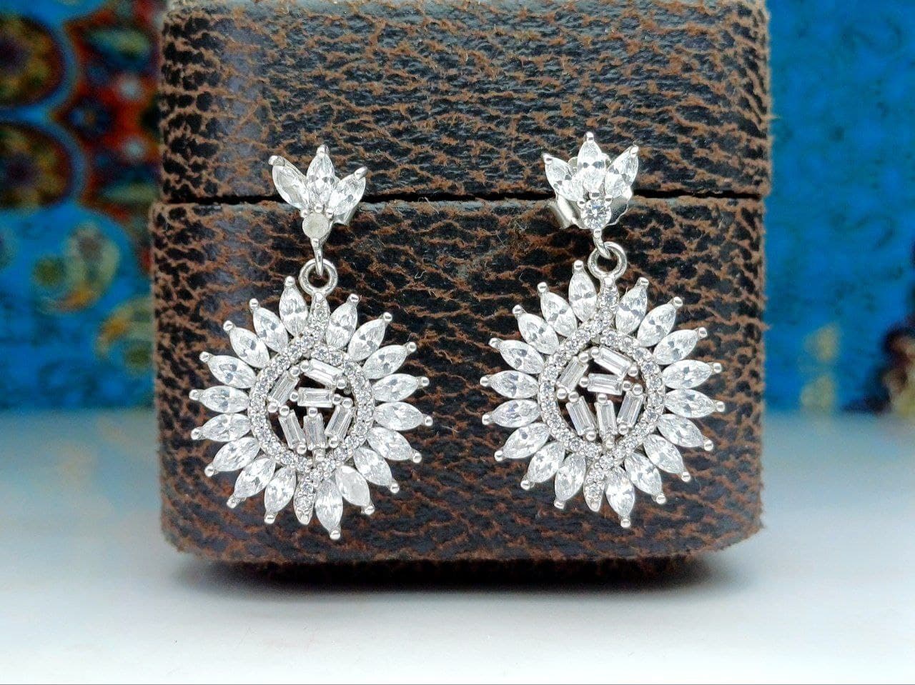 گوشواره جواهری میکرو — تصویر ۴