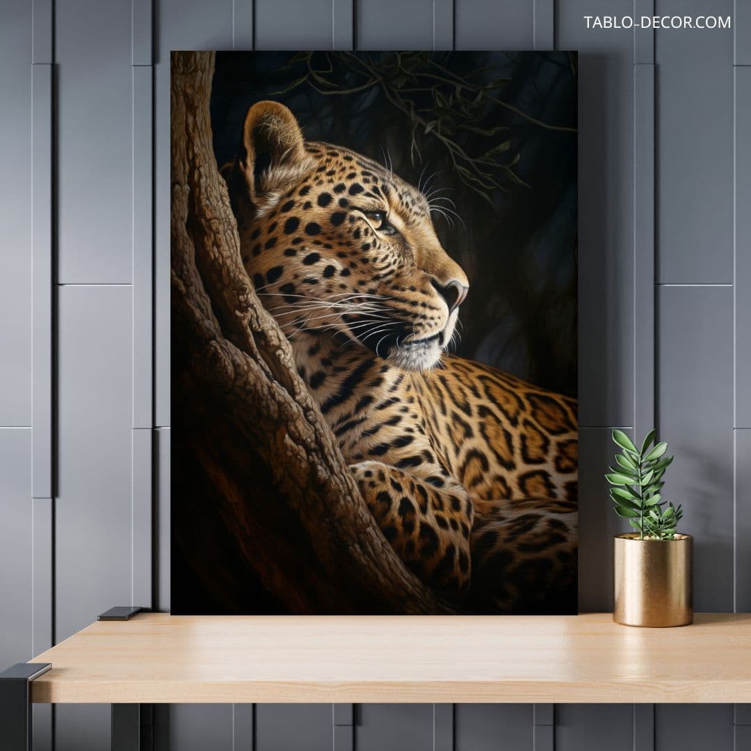 تابلو پلنگ تنها lone leopard