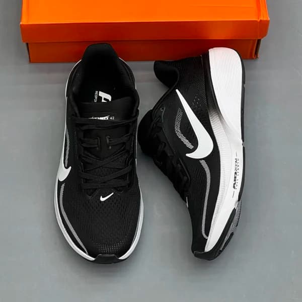 نایک ایر زوم پگاسوس مشکی سفید Nike Air Zoom Pegasus 42 — تصویر ۲