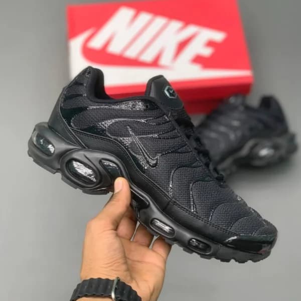 نایک تی ان ایرمکس پلاس مشکی Nike TN Air Max Plus — تصویر ۲